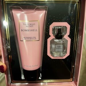 VS Bombshell